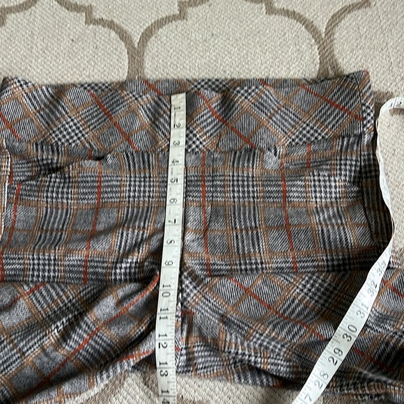 Torrid Pocket Flare Luxe Ponte High-Rise Plaid Pant, size 1R - Picture 7 of 17